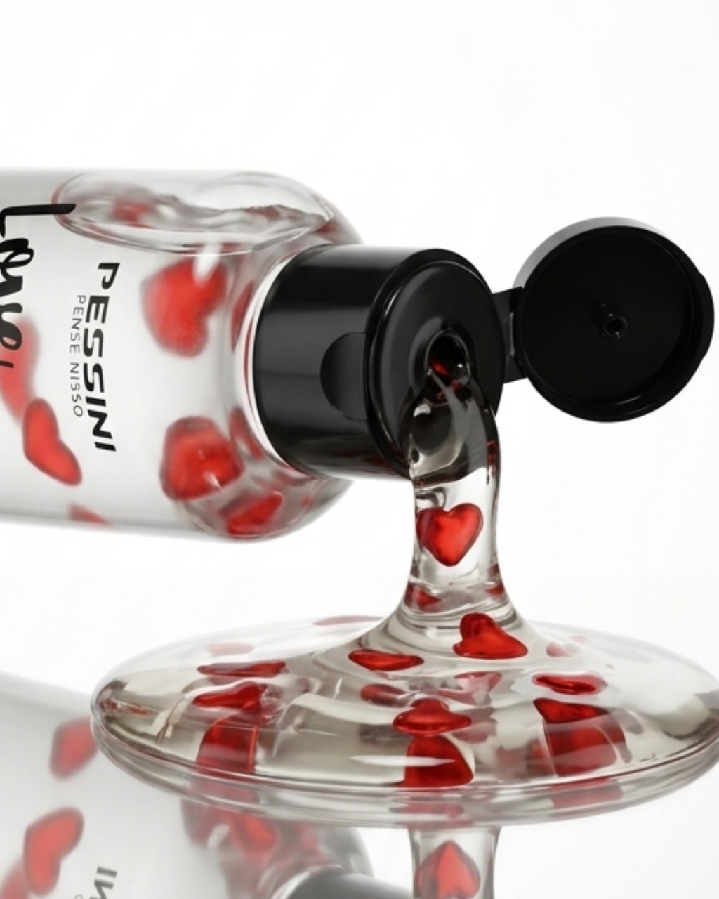 LOVE IN LOVE ÓLEO DE MASSAGEM COM CÁPSULAS DE CORAÇÃO 60ML PESSINI